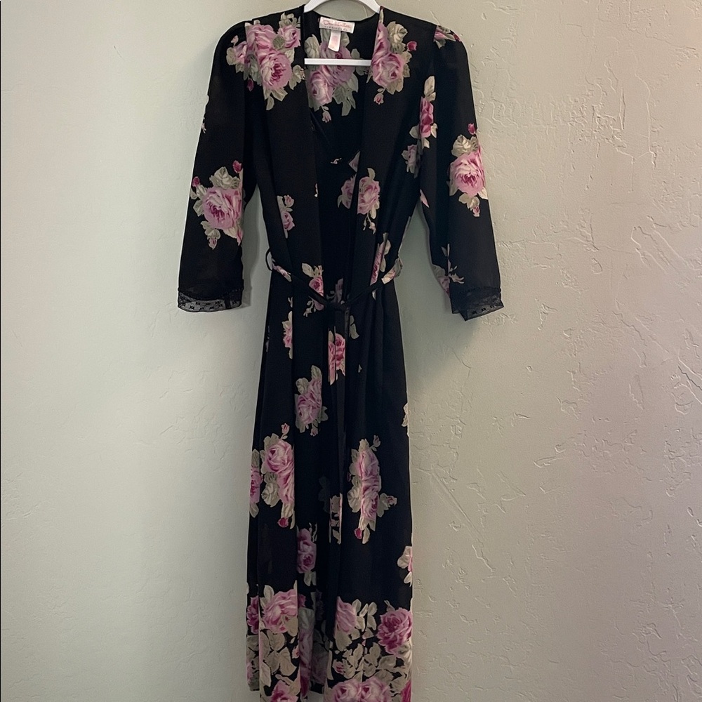 Oscar de la Renta Robe & Nightie - Picture 3 of 8